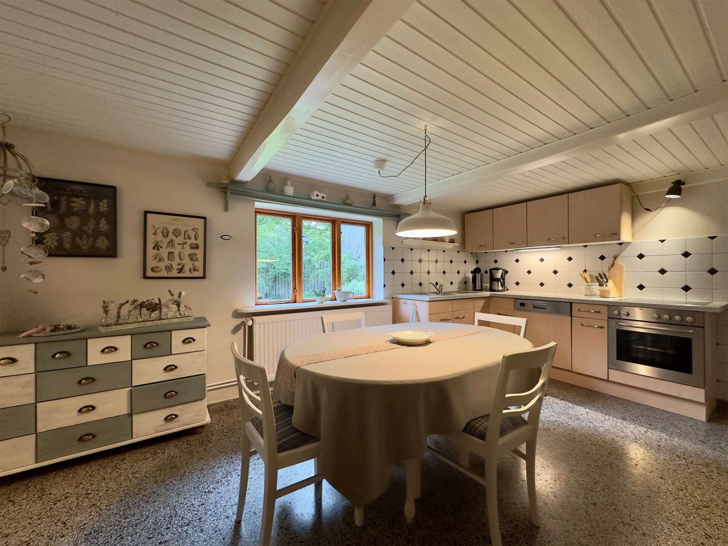 Ferienhaus Küche Ansicht 2