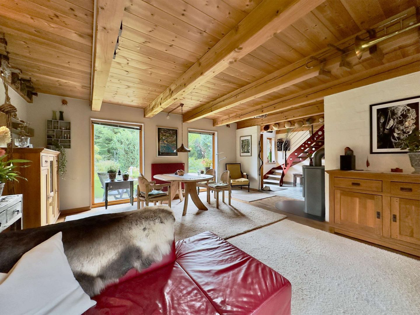Wohnhaus Esszimmer Ansicht 3